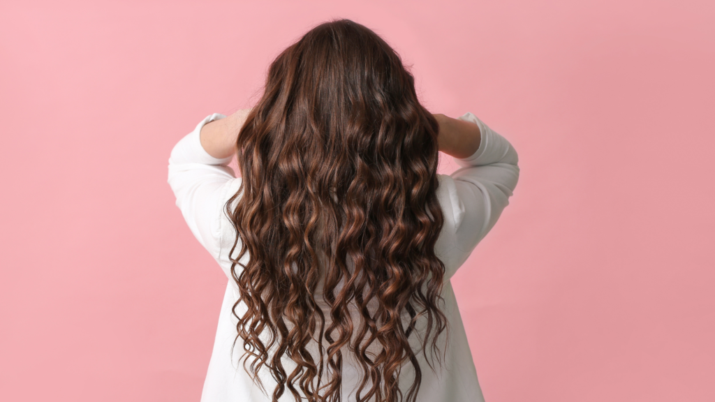 Cabelo Ondulado: 9 Dicas para ter ondas impecáveis